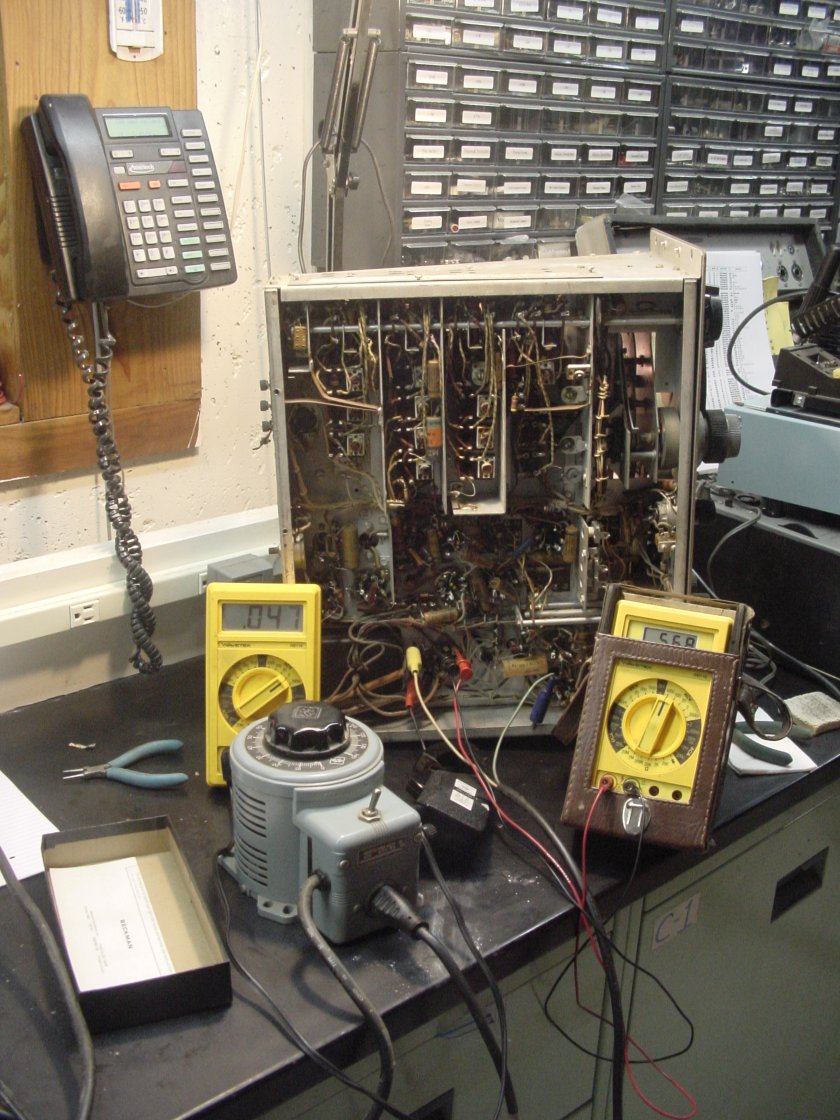 Power Transformer Test: Primary .047 amps, Total HV 568 V No Load 5U4 Tube Pulled
